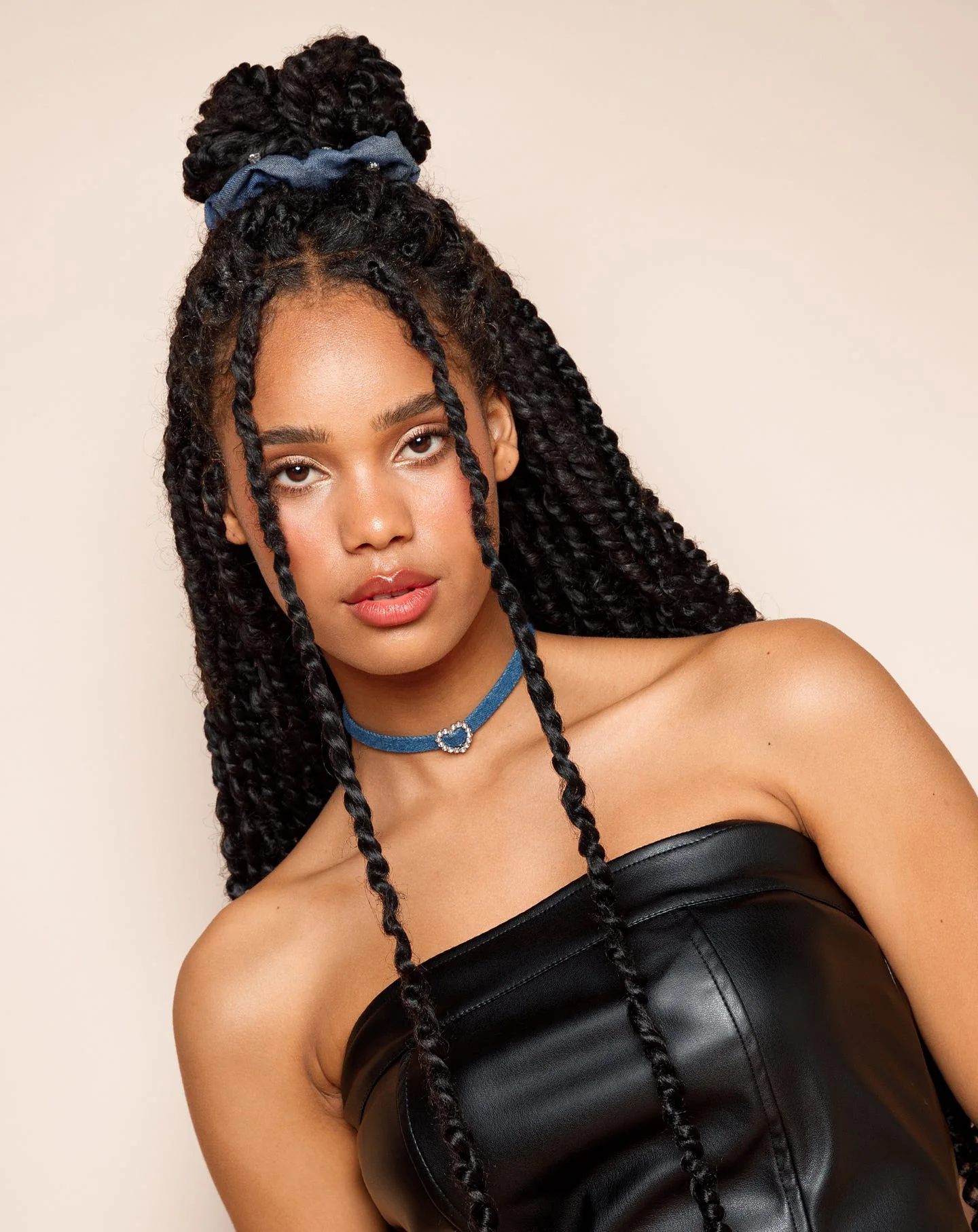 DIAMOND HEART DENIM CHOKER BLAUW - Image 3