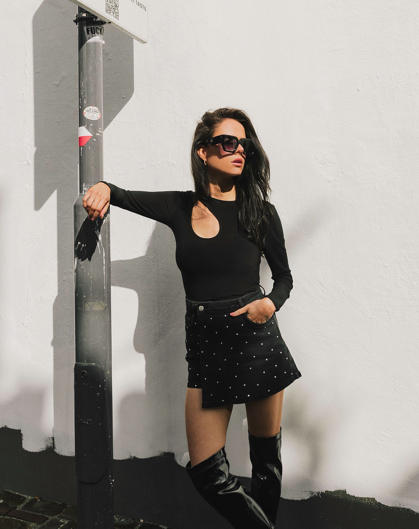 DIAMOND STUDS SKORT DONKERGRIJS - Image 5