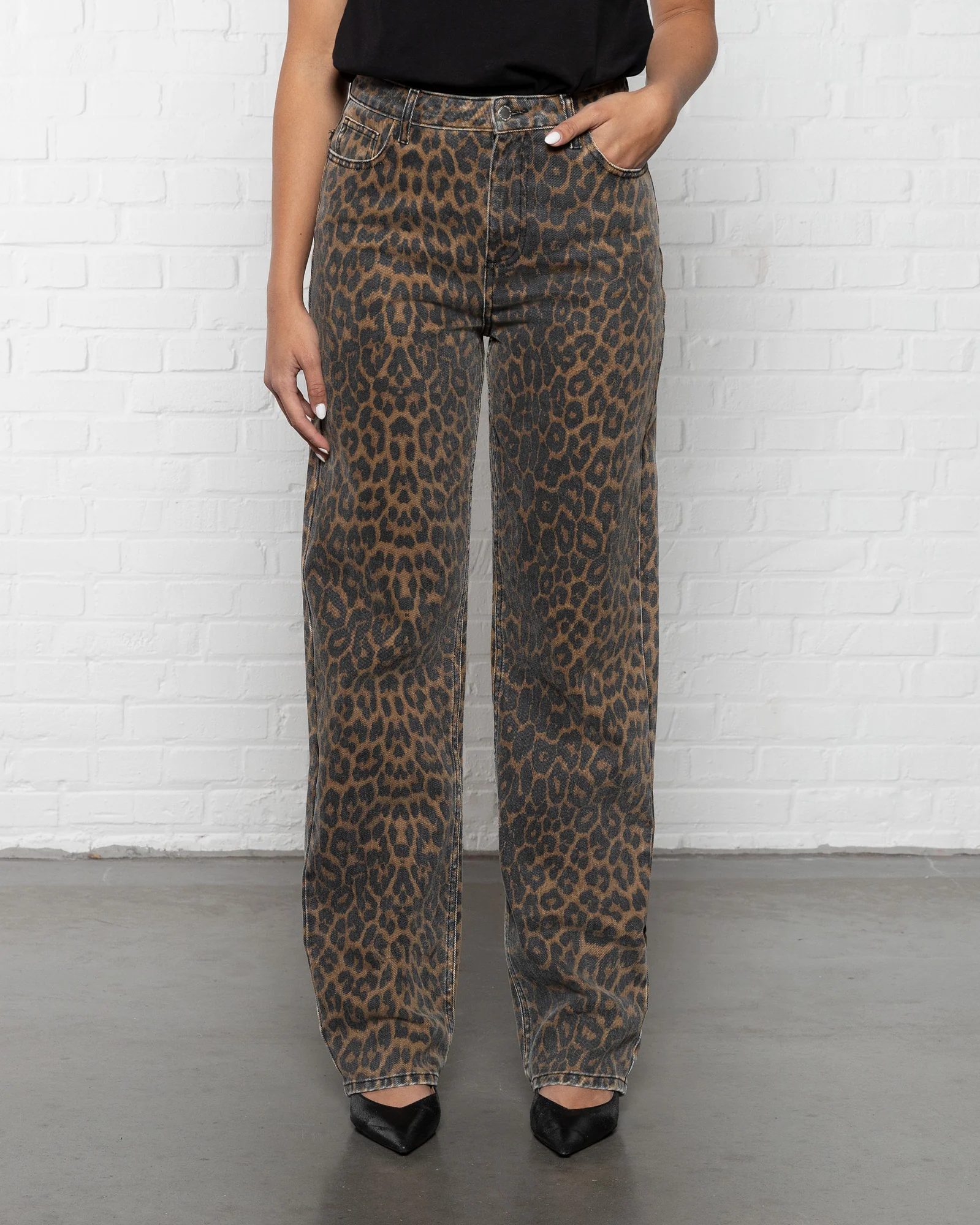 LEOPARD ALLOVER JEANS ZWART - Image 4