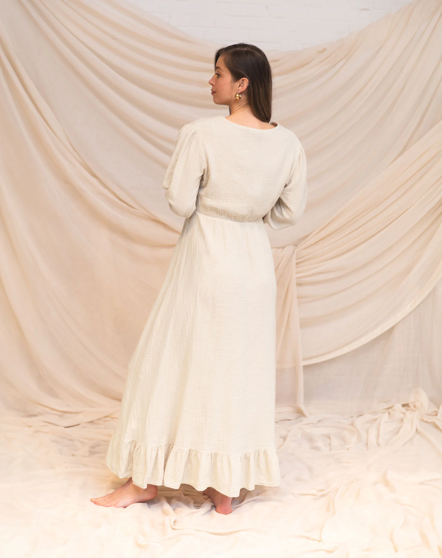 MOUSSELINE MAXI RUFFLE DRESS ZAND - Image 6